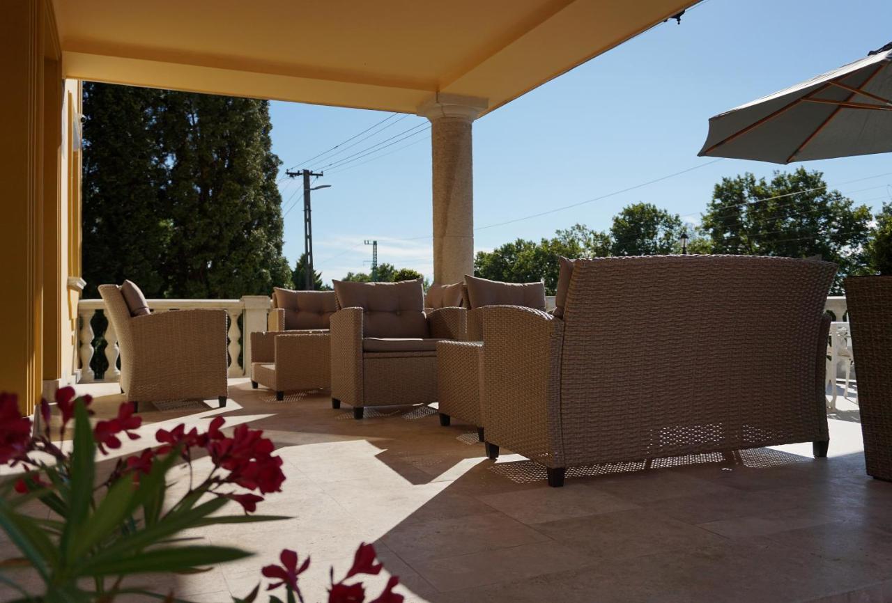 Bed and Breakfast Anna Panzio & Wellness Siófok Exteriér fotografie