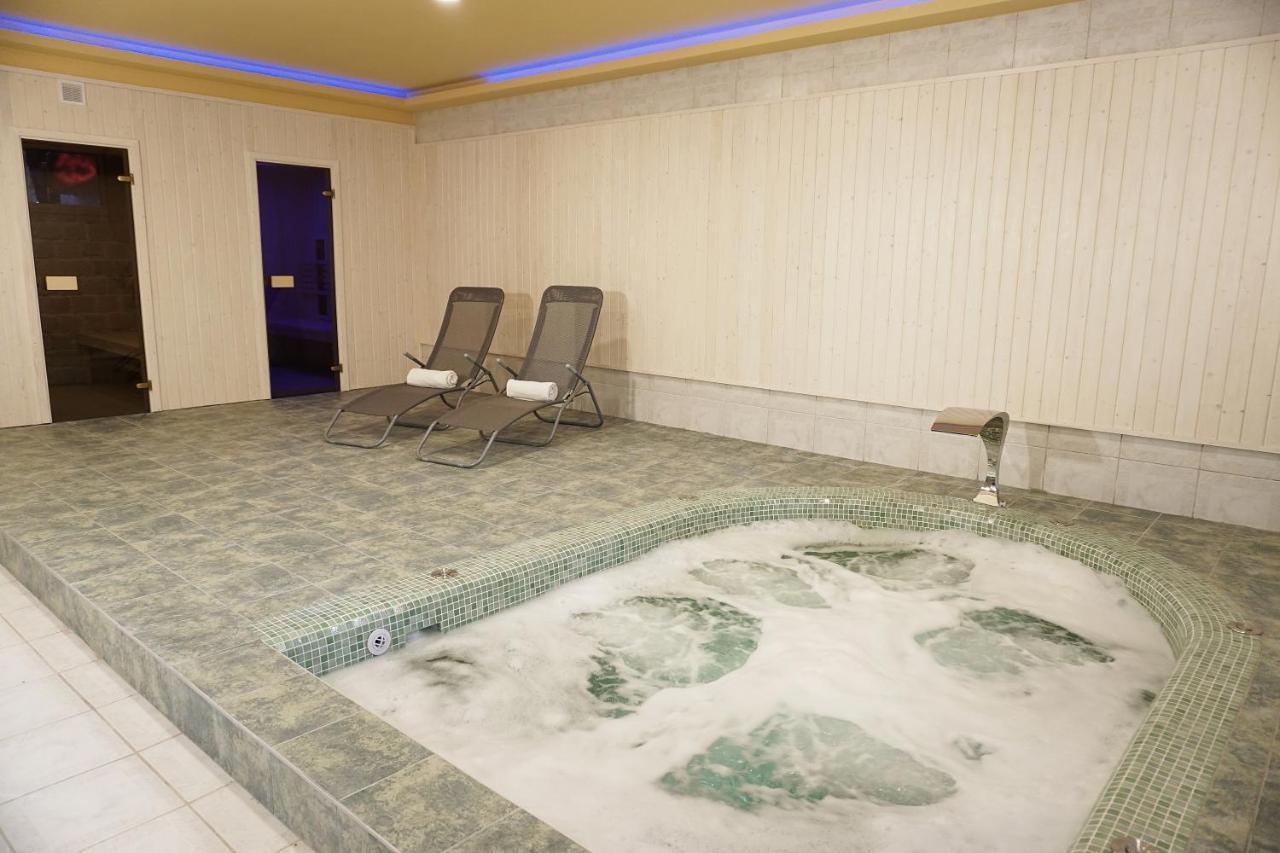 Bed and Breakfast Anna Panzio & Wellness Siófok Exteriér fotografie